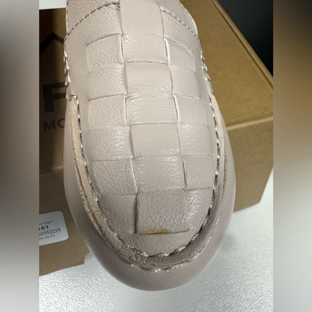 NIB- Women's Cream Loafers - Picture 2 of 6